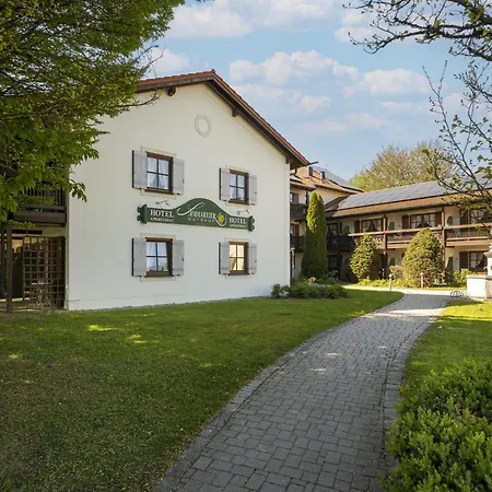 Attraktives Mit Terrasse In * Bad Birnbach